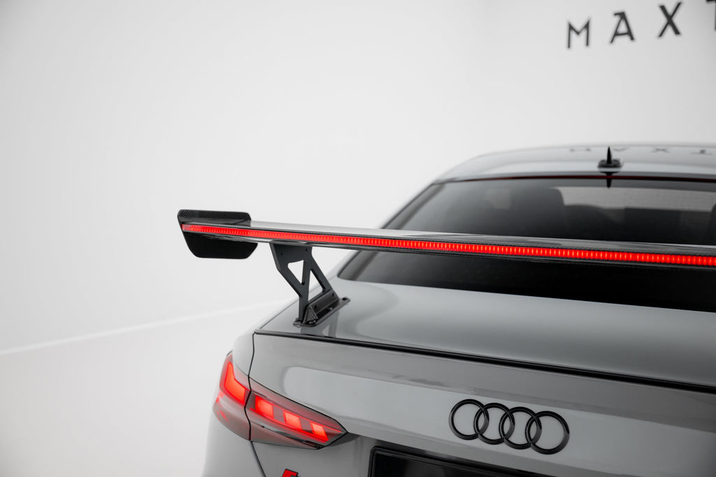 Alerón de carbono con soportes externos V.1 + LED para Audi A5 / A5 S-Line / S5 / RS5 Coupe F5 / F5 Facelift