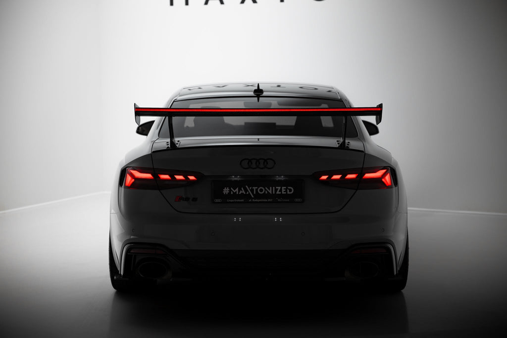 Alerón de carbono con soportes externos V.1 + LED para Audi A5 / A5 S-Line / S5 / RS5 Coupe F5 / F5 Facelift