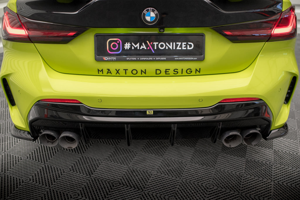 Difusor trasero V.3 + escape Milltek Sport para BMW M135i F40