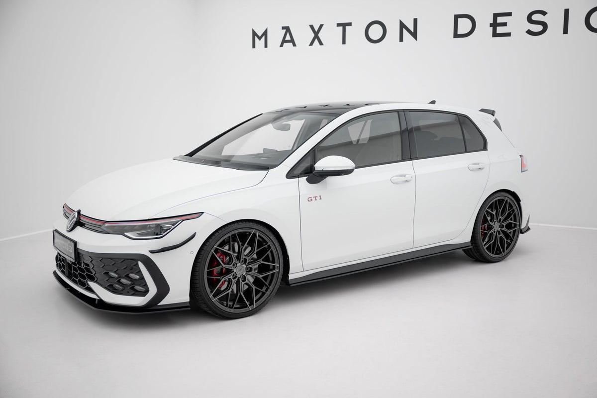 Difusores de taloneras Street Pro para Volkswagen Golf GTI / GTE / GTI Clubsport / R-Line Mk8