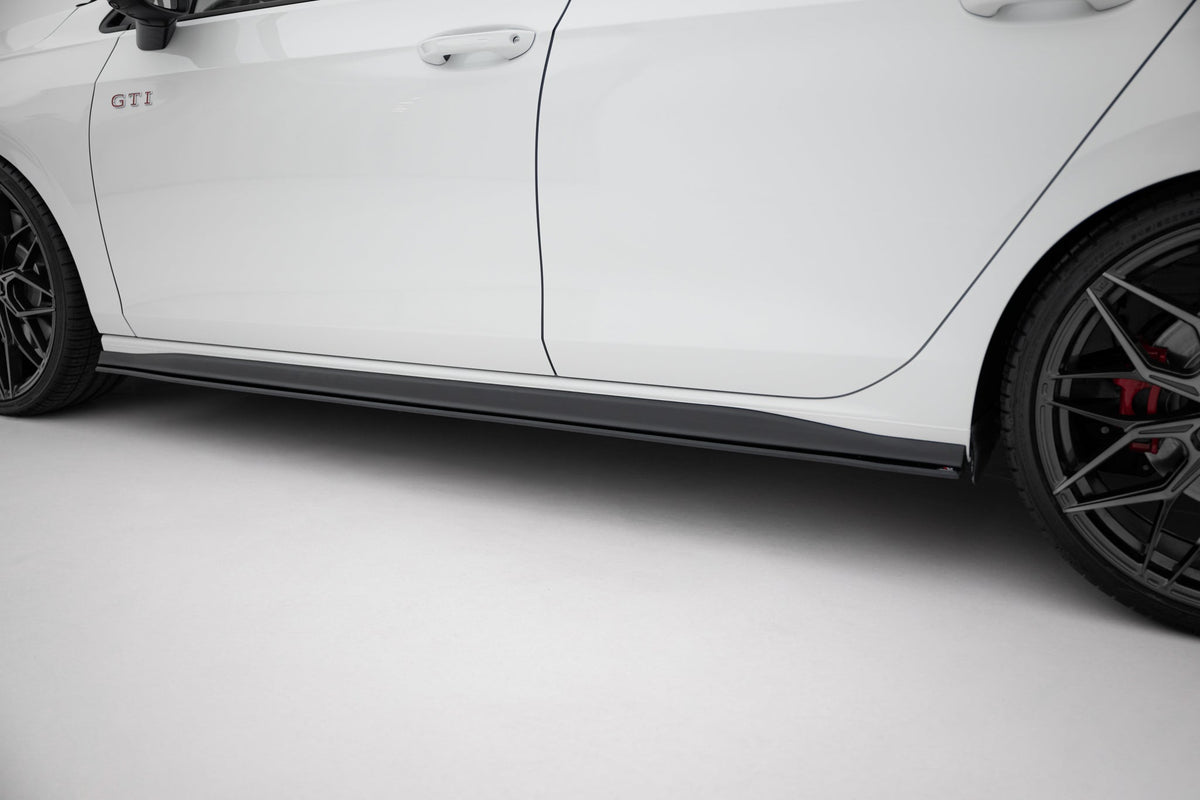 Difusores de taloneras Street Pro para Volkswagen Golf GTI / GTE / GTI Clubsport / R-Line Mk8