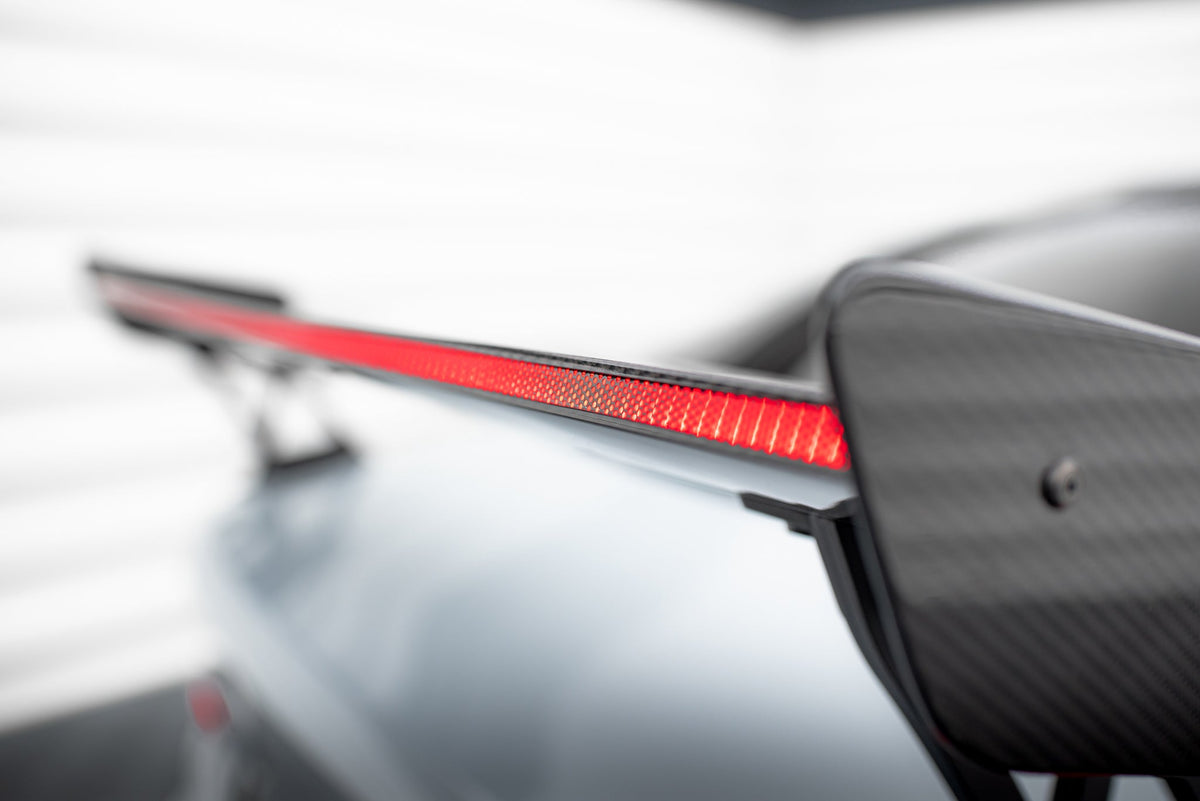 Alerón de carbono con soportes externos + LED para BMW M3 G80 / M340i G20 / 3 M-Pack G20 / 3 Standard G20