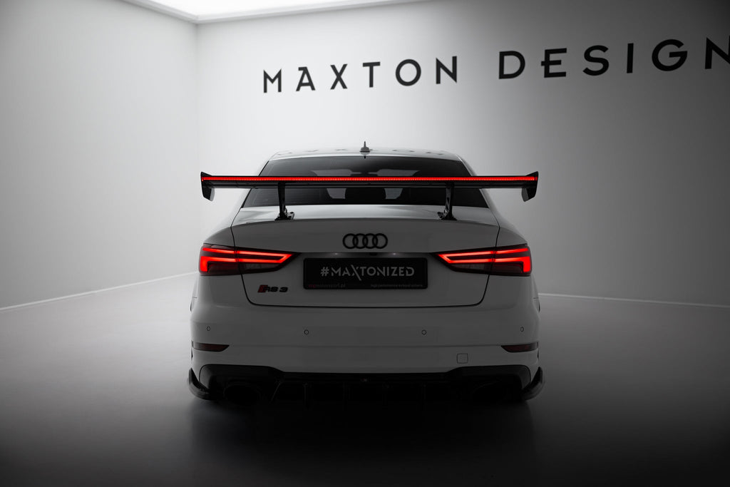 Alerón de carbono con soportes internos + LED para Audi A3 / A3 S-Line / S3 / RS3 Sedan 8V / 8V Facelift