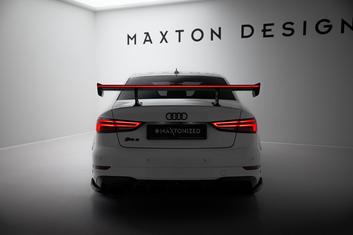 Alerón de carbono con soportes internos + LED para Audi A3 / A3 S-Line / S3 / RS3 Sedan 8V / 8V Facelift