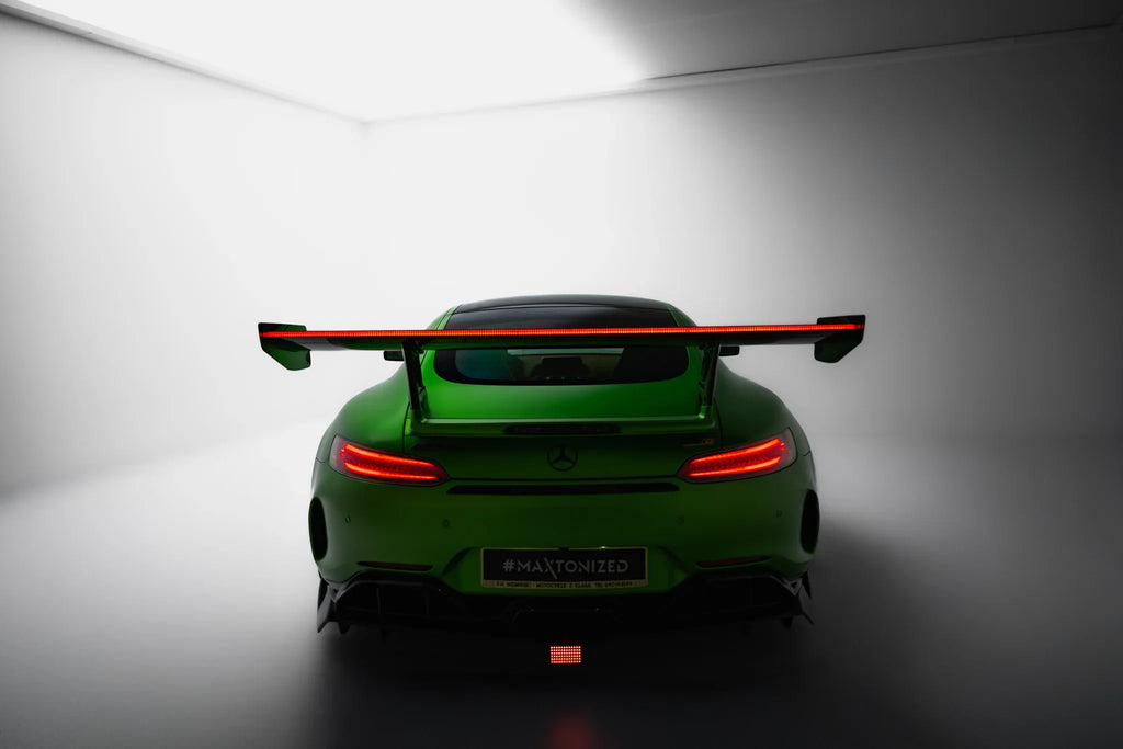 Alerón de carbono + LED para Mercedes-AMG GTR C190 Facelift