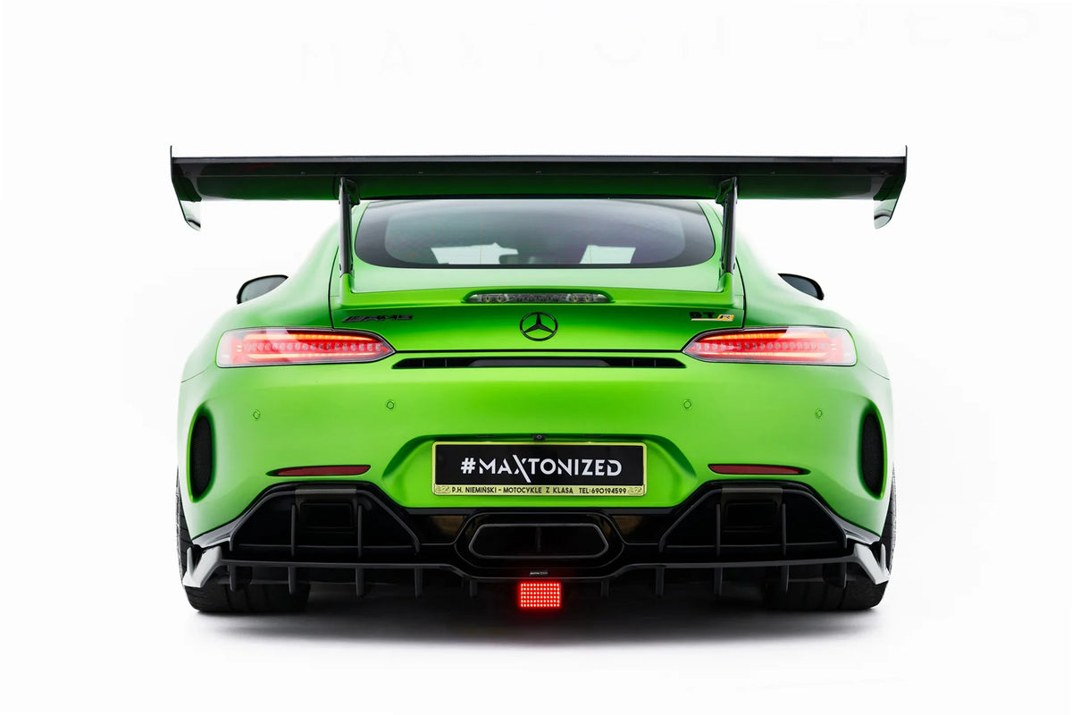 Alerón de carbono + LED para Mercedes-AMG GTR C190 Facelift