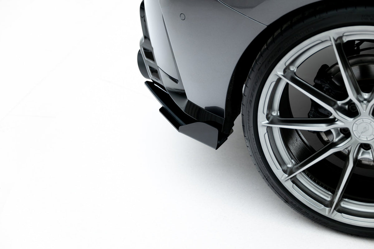 Splitters laterales traseros Street Pro V.2 + flaps para BMW M135i F70