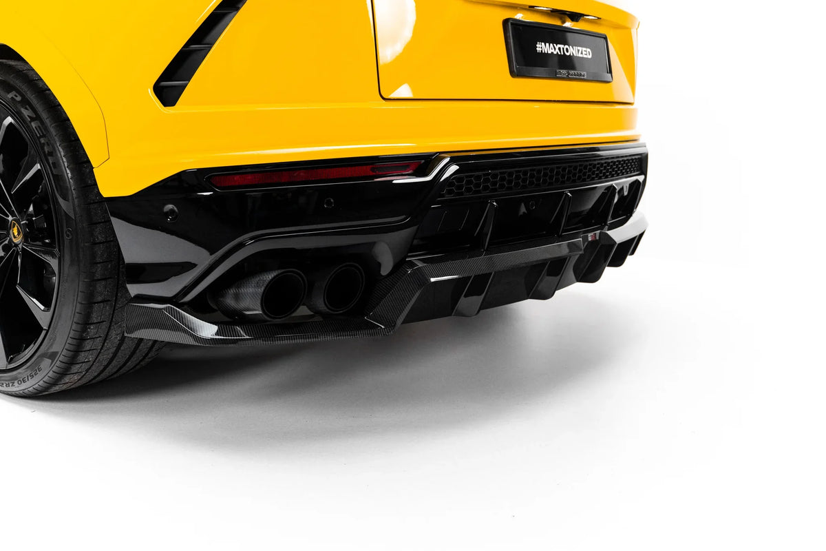 Splitter trasero de fibra de carbono prepreg (con barras verticales) para Lamborghini Urus Mk 1