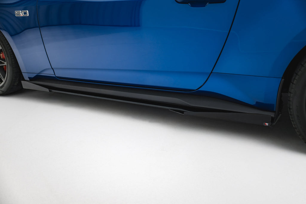 Difusores de taloneras Street Pro + flaps para Ford Mustang GT Mk7