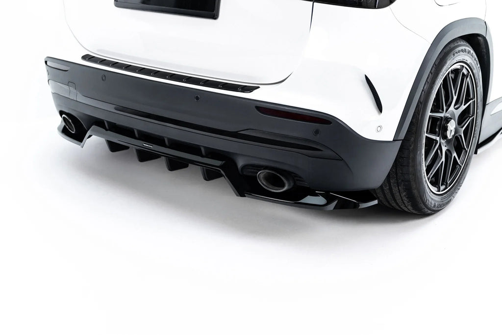 Splitter trasero (con barras verticales) para Mercedes-AMG GLA 35 H247