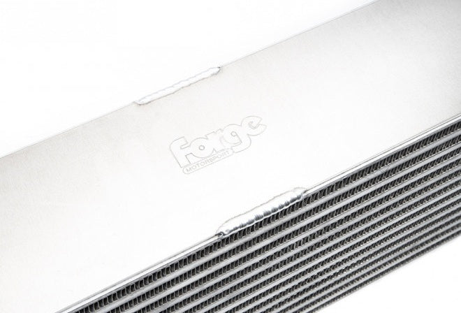 Intercooler Forge Motorsport FMINT30.SI para Peugeot 308 Gti Mk2 2015-2020 plata