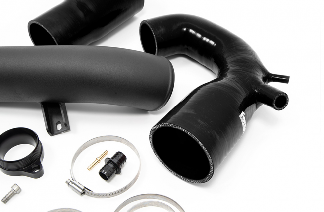 Adaptador de entrada de turbo Forge Motorsport FMTIA8.N para Toyota Yaris GR negro