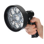 Potente foco LED Purelux 120BP con alcance de 520 m