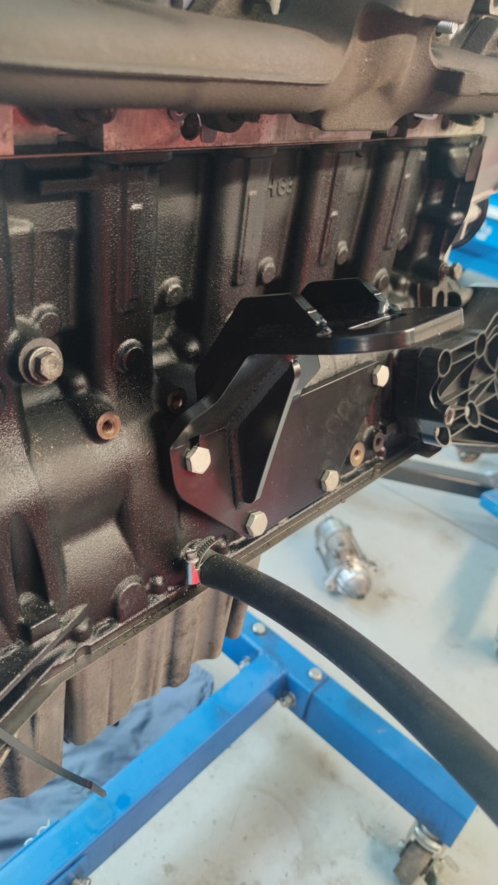 Soporte de motor M57 - 3.0 IOD Performance para Nissan Patrol Y61 Top Mount