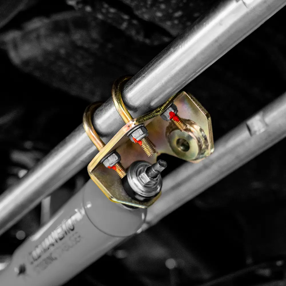 Soporte de amortiguador de dirección IOD Performance para Nissan Patrol Y60 / Y61