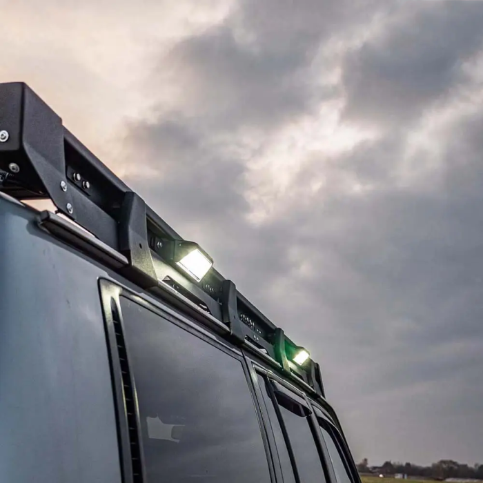 Baca de techo larga de aluminio con retroiluminación IOD Performance para Nissan Patrol Y61 LWB