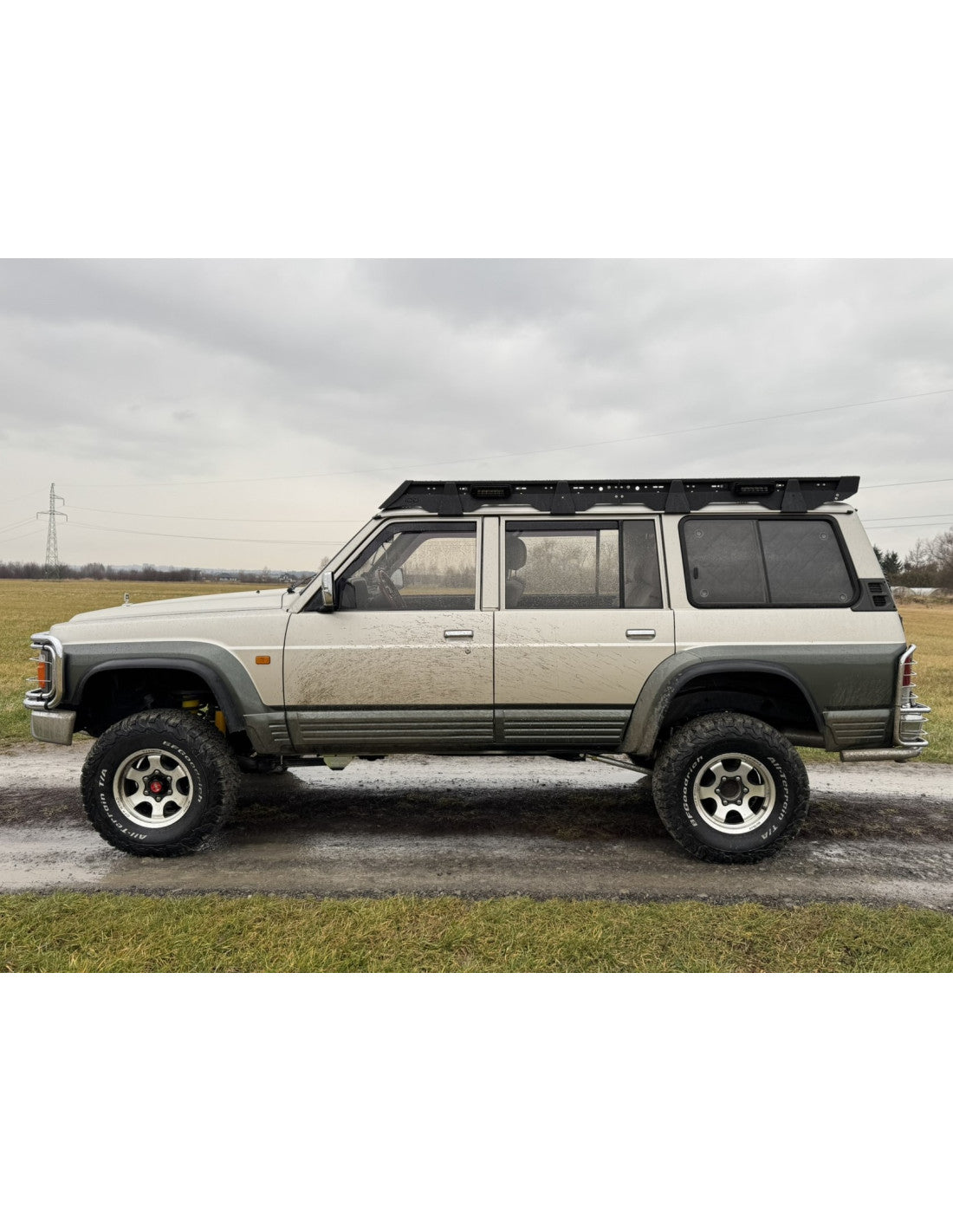 Baca de aluminio larga con retroiluminación IOD Performance para Nissan Patrol Y60 LWB