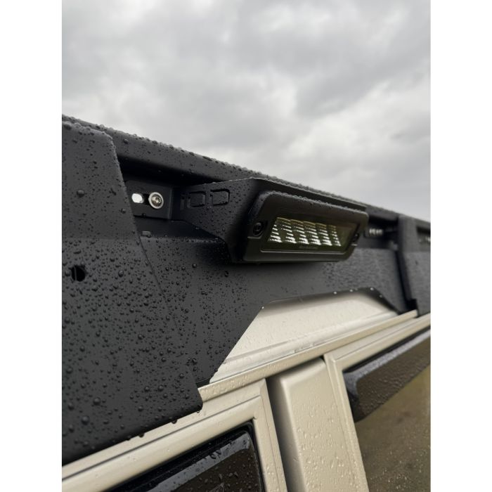 Baca de techo larga de aluminio con retroiluminación IOD Performance para Nissan Patrol Y60 LWB