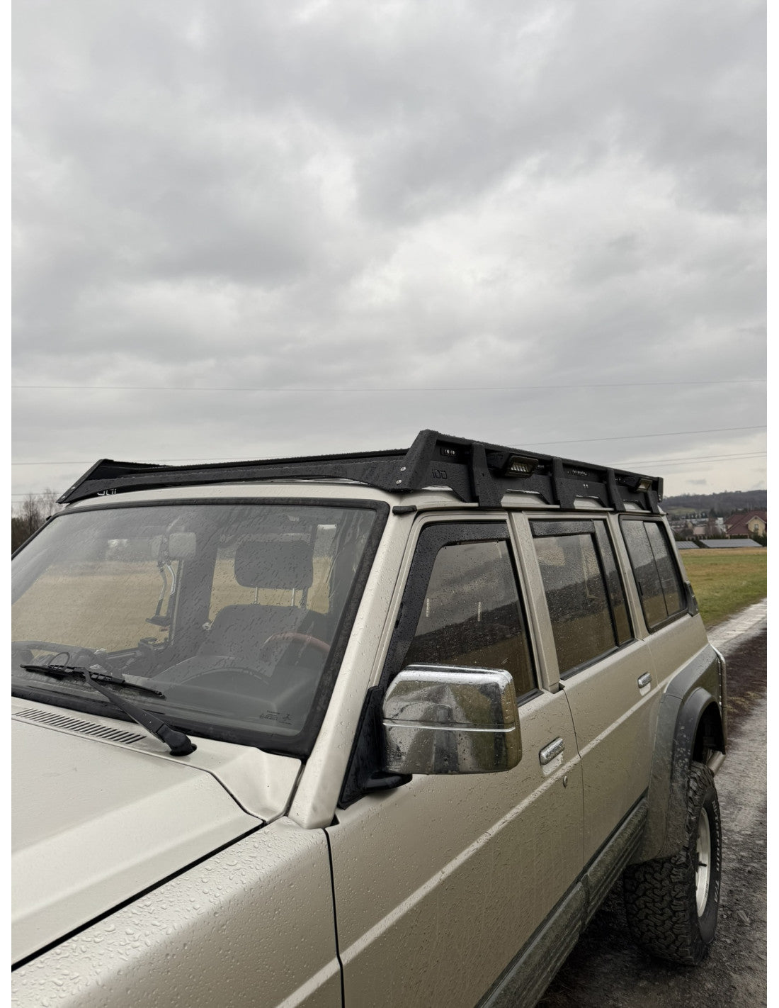 Baca de aluminio larga con retroiluminación IOD Performance para Nissan Patrol Y60 LWB