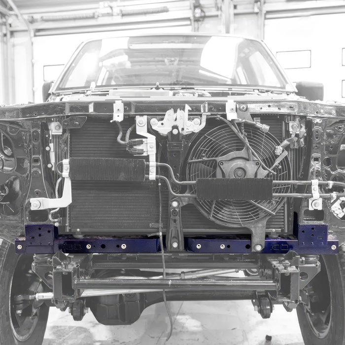 Soporte de radiador IOD Performance para Nissan Patrol Y61