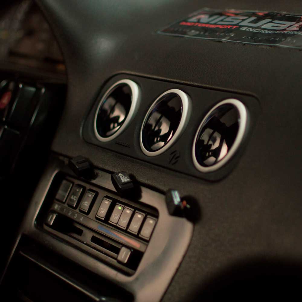 Soporte relojes camuflados Nissan s13 – 3 relojes