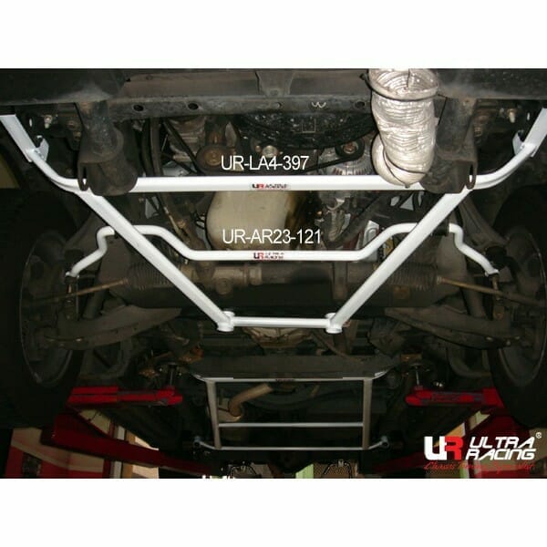 Barra estabilizadora delantera 23 mm Ultra Racing para Toyota Unser (KF70/KF80) 1.8 2WD 97-05