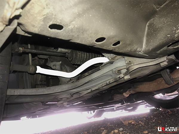 Barra estabilizadora delantera 22 mm Ultra Racing para Proton Satria Neo 1.3/1.6 2WD 06-15