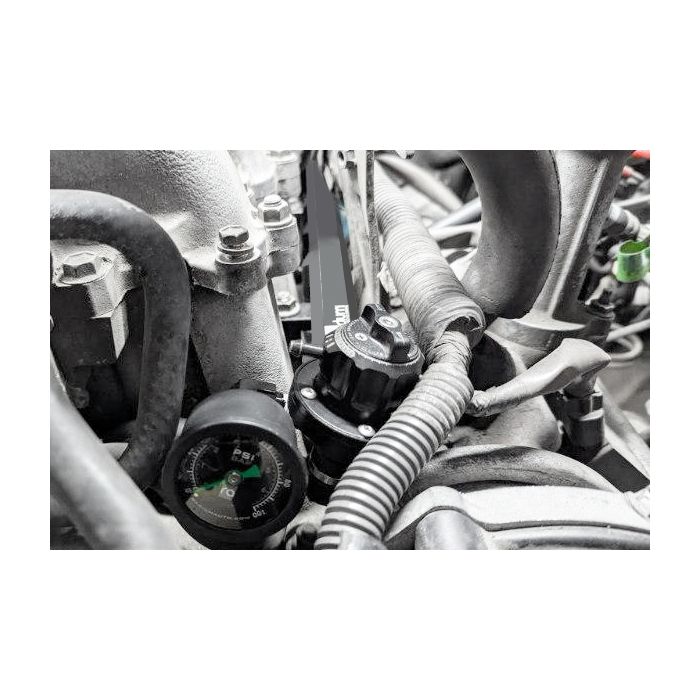 Kit de tuberías para riel de combustible Radium Engineering para Toyota 2UZ-FE sin VVT-i