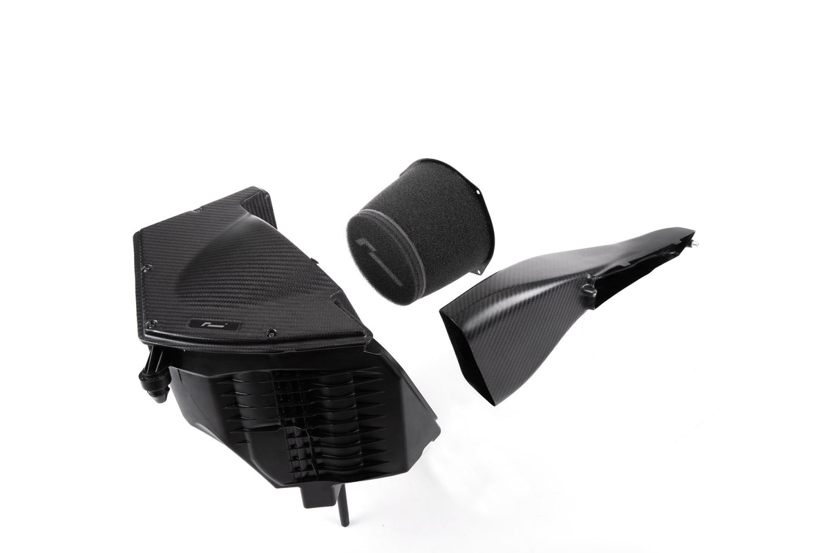 Sistema de admisión RacingLine con filtro Trifoam para Audi RS4 RS5 B9 2.9T