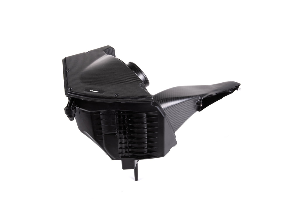 Sistema de admisión RacingLine con filtro Trifoam para Audi RS4 RS5 B9 2.9T