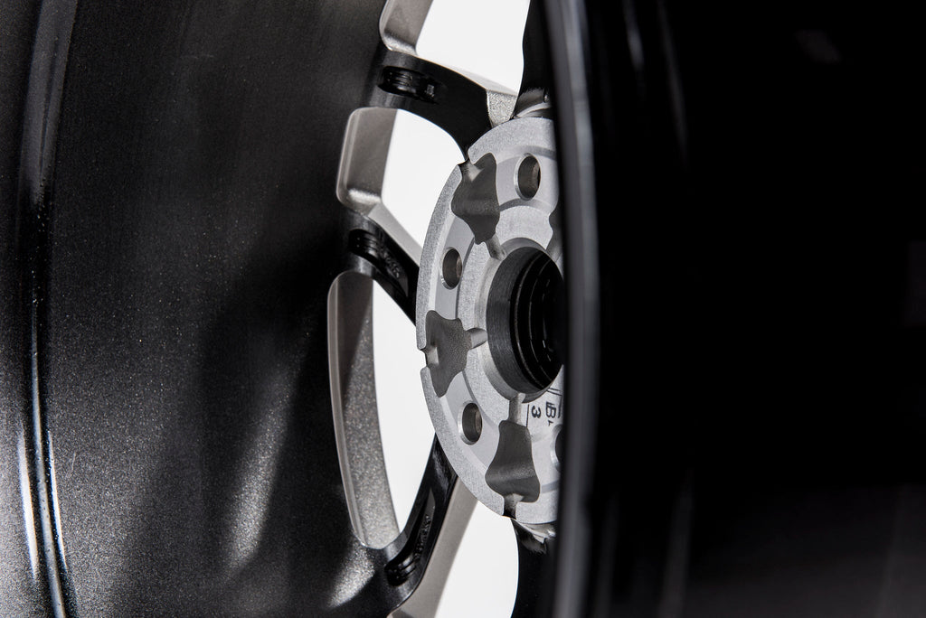 Llanta RacingLine R360 19" x 8,5" ET44 1 llanta