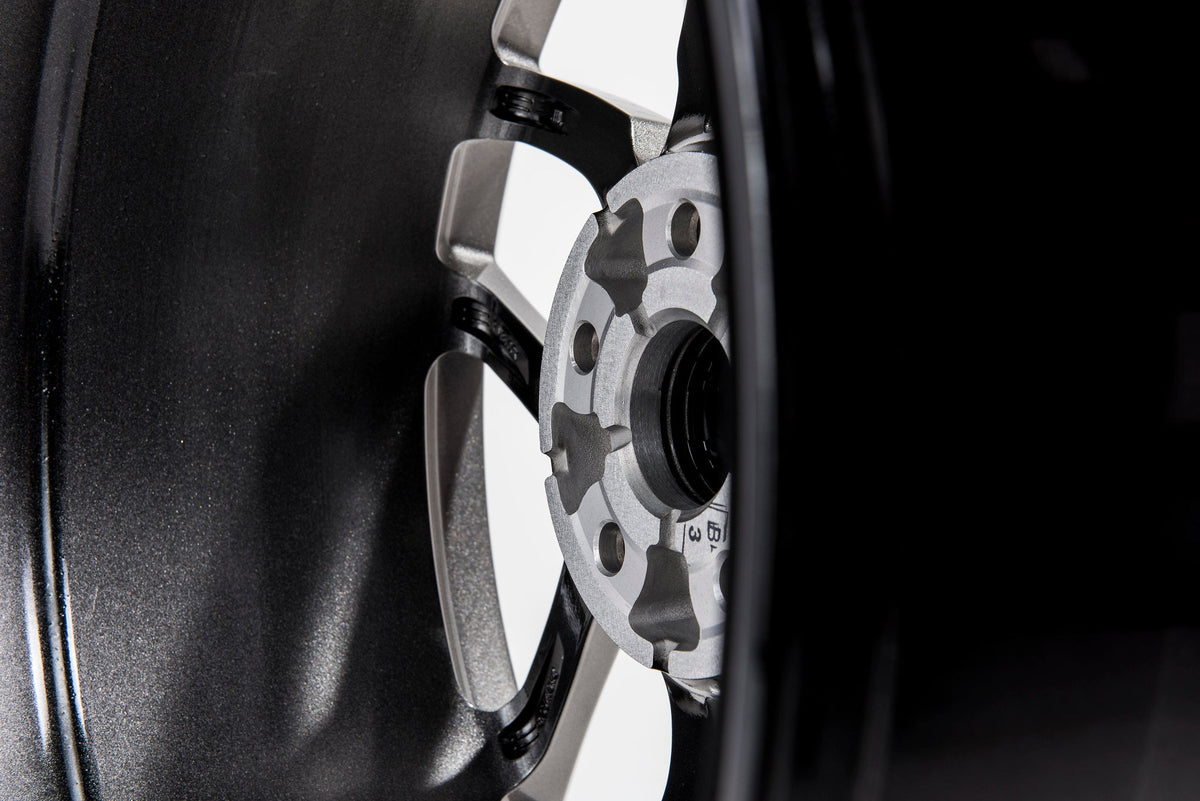Llanta RacingLine R360 19" x 8,5" ET44 1 llanta