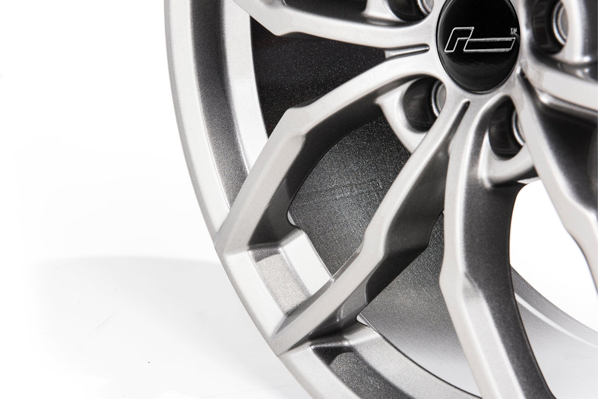 Llanta RacingLine R360 19" x 8,5" ET44 1 llanta Bright Silver