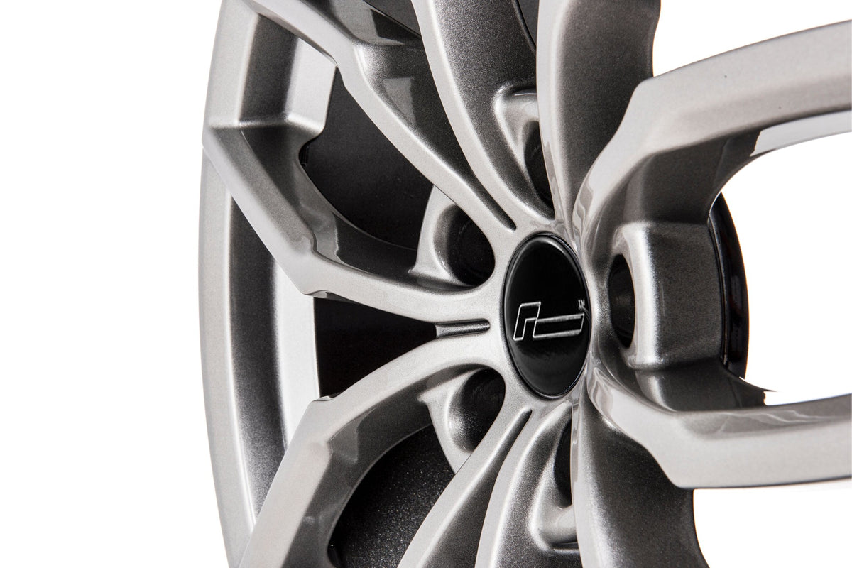 Llanta RacingLine R360 19" x 8,5" ET44 1 llanta Bright Silver