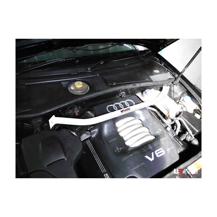 Audi A6 C5 (TYP 4B) 2.4 V6 2WD 97-04 Ultra Racing Front Upper Strut Bar (3195)