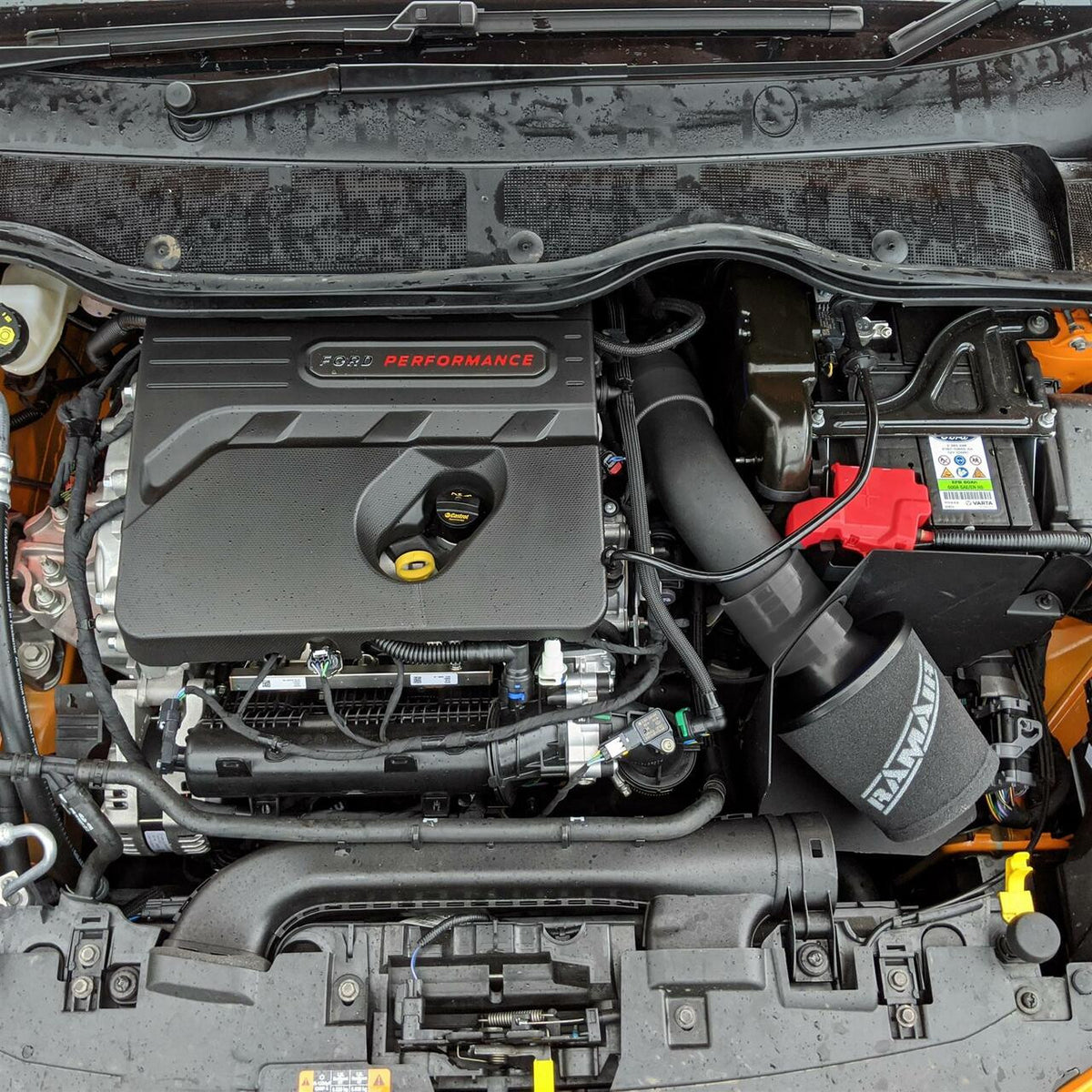 Kit de filtro de aire de admisión Ramair JSK-140-BK para Ford Fiesta ST MK8 1.5 Ecoboost