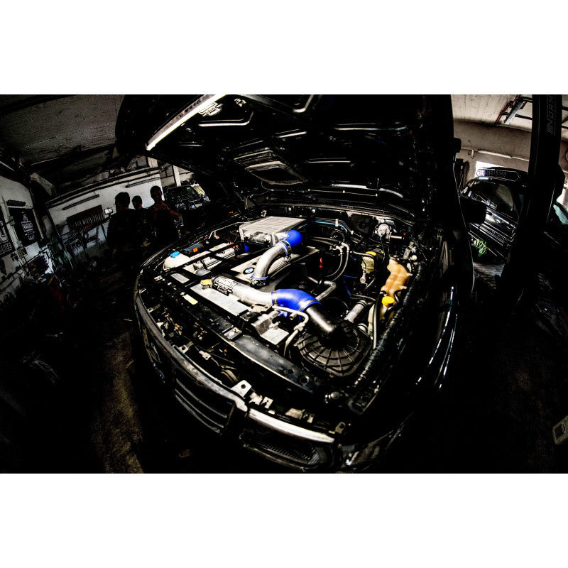 Kit de intercooler para Nissan Patrol con motor BMW 3.0 D M57 azul
