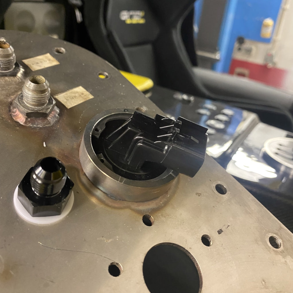 Pasamuros de contacto universal con brida para soldar en steel