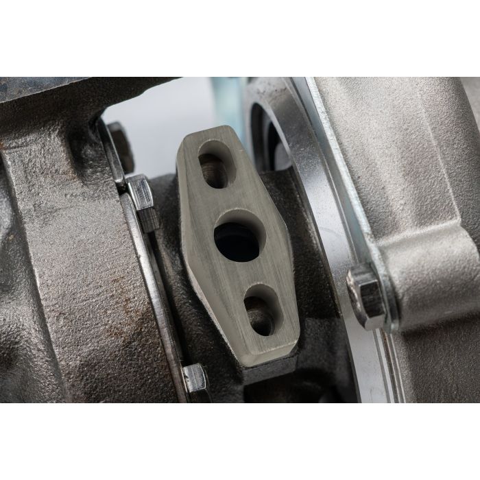 Oil weld flange for Garrett and JrSpec GT / GTX V2