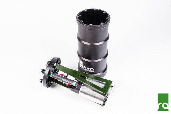 FST Fuel Surge Tank estándar para doble Walbro GSS342 255LPH Radium Engineering