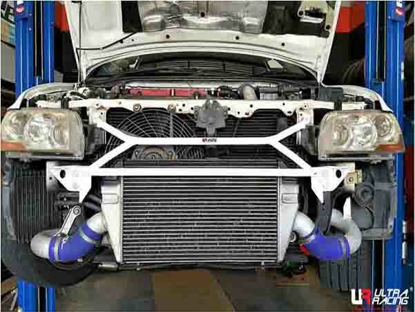 Barra de torsión delantera Cusco Ultra Racing para Mitsubishi EVO 7 (CT9A) 2.0T 4WD 01-07