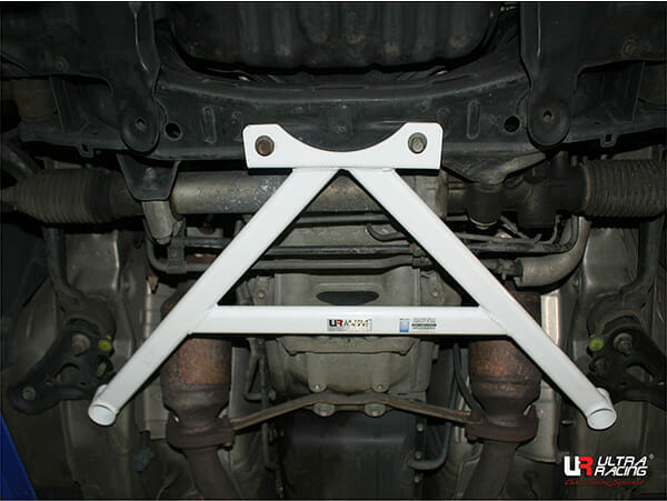 Barra inferior delantera (3291) Ultra Racing para Lexus SC 430 (Z40) 4.3 2WD Cabrio/Descapotable 01-05