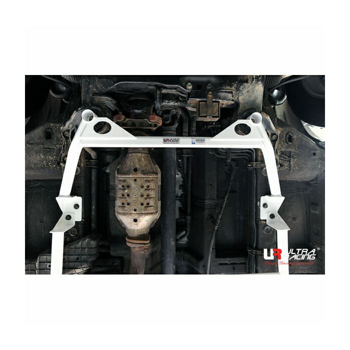 Ultra Racing Front Lower Bar (2189) for Hyundai Veracruz (EN) 3.0D 4WD 07-15
