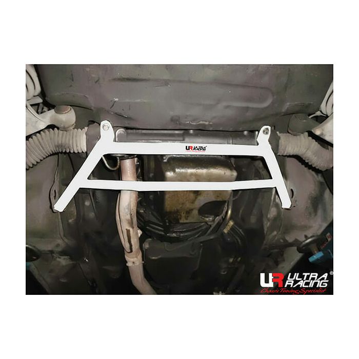 Front Lower Bar (2815) Ultra Racing for Jaguar XJ6 (XJ40) 4.0 2WD 86-94