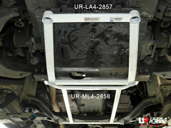 Barra inferior delantera (2857) Ultra Racing para Isuzu D-MAX (RT50) 2.5D/3.0D 4WD 12+/MU-X 2.5 13-21