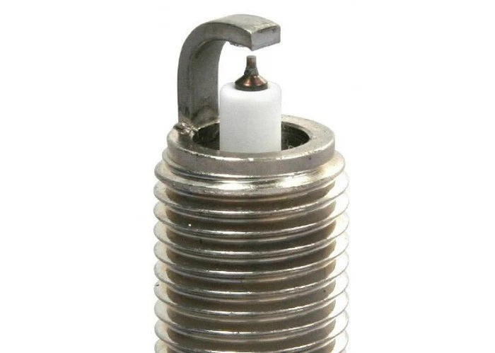Bujías NGK ILZKBR7B8G RTMG Performance para motores 1.6 THP