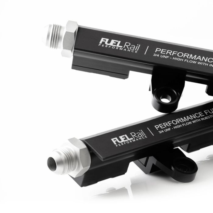 Riel de combustible Nuke Performance para Ford Coyote de 8 cilindros (instalación atornillable)