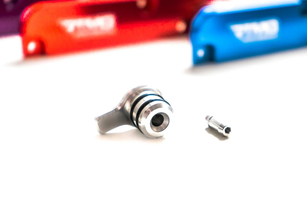 Adaptador de respiradero y delete de válvula PCV para tapa de balancines RTMG Performance con toma de presión para 2.0 TFSI negro