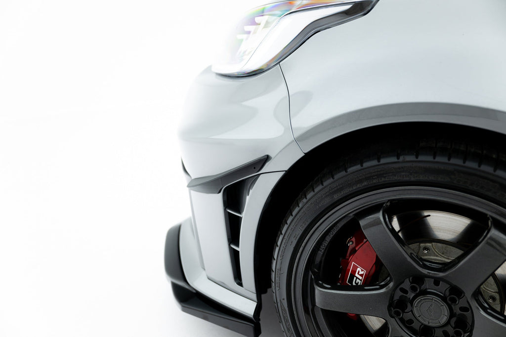 Canards de parachoques delantero para Toyota GR Yaris Mk4 Facelift