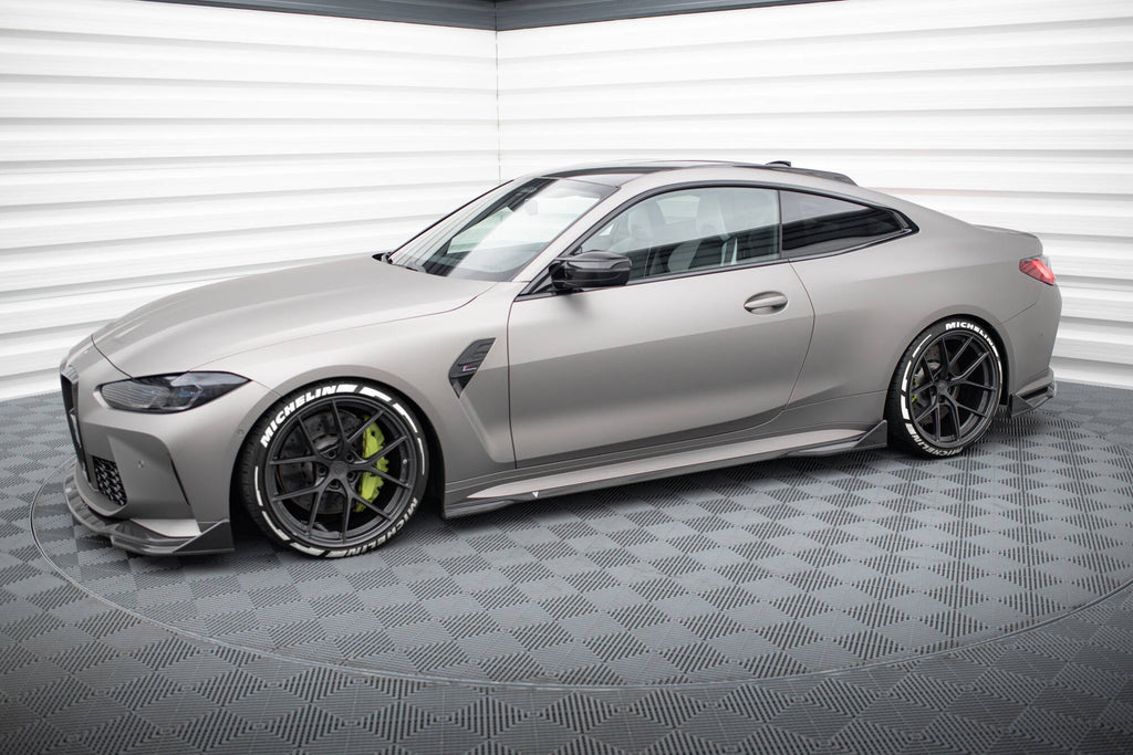 Flaps laterales de fibra de carbono prepreg para BMW M4 G82 / G82 Facelift